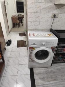Image of 650 Sq.ft 1 BHK Apartment / Flat for rent in Koteshwar Palace, Andheri East, Mumbai for Rs. 45000