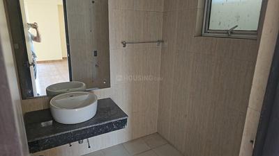 Bathroom Image of 1761 Sq.ft 3 BHK Apartment / Flat for sale in Ansals Highland Park, Sector 103 Gurgaon for Rs. 17400000