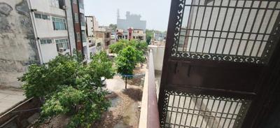 Balcony Image of 1300 Sq.ft 3 BHK Independent House for rent in Rohini Extension New Delhi for Rs. 15000