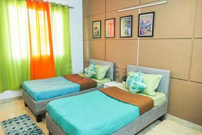 Bedroom Image of Girls pg in Sector 3, Noida