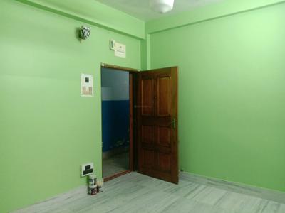 Living Room Image of 650 Sq.ft 2 BHK Apartment / Flat for rent in Dum Dum Cantonment Kolkata for Rs. 12450
