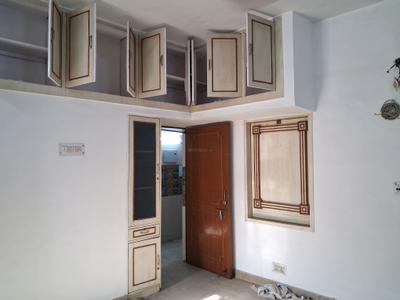 Bedroom Image of 1000 Sq.ft 2 BHK Apartment / Flat for sale in Paschim Vihar New Delhi for Rs. 12000000