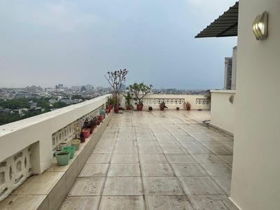 Balcony Image of 3600 Sq.ft 4 BHK Apartment / Flat for rent in DLF Ridgewood Estate, DLF Phase 4 Gurgaon for Rs. 200000
