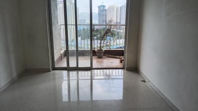 Living Room Image of 1050 Sq.ft 2 BHK Apartment / Flat for rent in Lodha Amara, Kolshet Thane for Rs. 42000