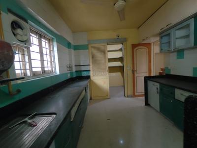 Kitchen Image of 3000 Sq.ft 5 BHK Apartment / Flat for sale in Bodakdev Ahmedabad for Rs. 22500000