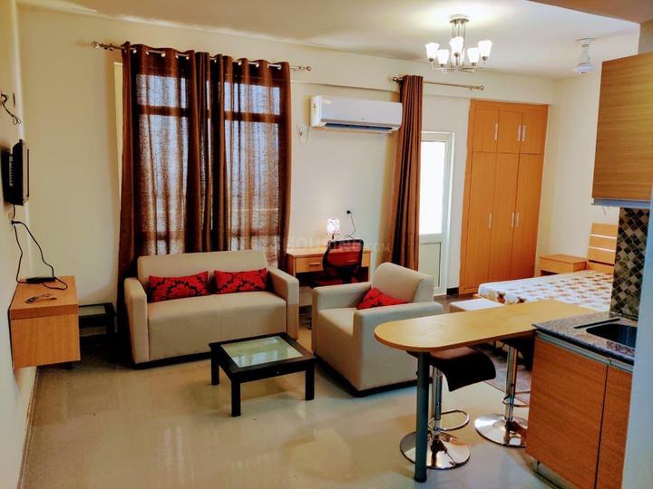 Supertech Czar Suites Main Image 1