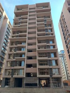 Image of 3065 Sq.ft 4 BHK Apartment / Flat for sale in Piplod, Surat for Rs. 18300000