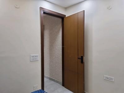 Bedroom Image of 600 Sq.ft 2 BHK Apartment / Flat for sale in Dwarka Mor New Delhi for Rs. 5000000