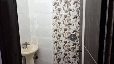 Image of 750 Sq.ft 2 BHK Builder Floor for rent in Burari, New Delhi for Rs. 15500