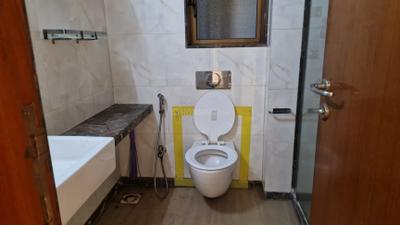 Image of 1500 Sq.ft 3 BHK Apartment / Flat for sale in Andheri West, Mumbai for Rs. 63000000