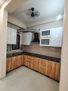Kitchen Image of 1250 Sq.ft 2.5 BHK Apartment / Flat for sale in Mahagun Moderne, Sector 78 Noida for Rs. 17500000