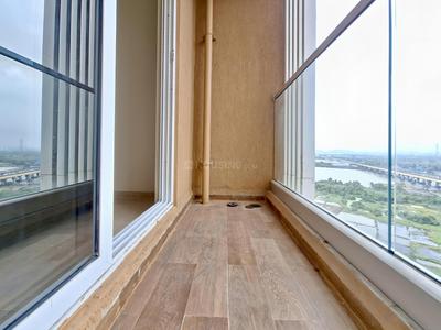 Balcony Image of 989 Sq.ft 2 BHK Apartment / Flat for rent in Dosti West County, Thane West Thane for Rs. 34000