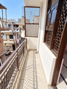 Image of 570 Sq.ft 1 BHK Builder Floor for rent in Bindapur, New Delhi for Rs. 11000