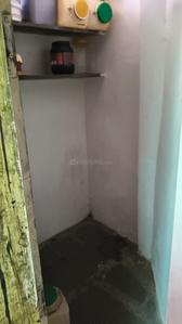 Kitchen Image of 700 Sq.ft 1.5 BHK Apartment / Flat for rent in Sudama Nagar Indore for Rs. 11000