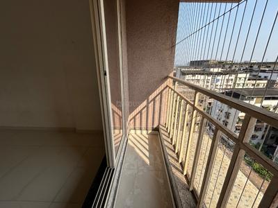 Balcony Image of 697 Sq.ft 1 BHK Apartment / Flat for rent in Dombivli East Thane for Rs. 14000
