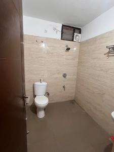 Bathroom Image of 2005 Sq.ft 3 BHK Apartment / Flat for rent in Sakar Elite Apex, Mahalakshmi Nagar Indore for Rs. 38000