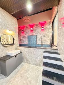 Bathroom Image of 3600 Sq.ft 5 BHK Villa for sale in Chitrakoot Jaipur for Rs. 28100000