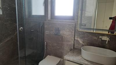 Bathroom Image of 2700 Sq.ft 4 BHK Independent House for sale in Greater Kailash II New Delhi for Rs. 275000000