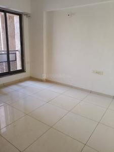 Bedroom Image of 1175 Sq.ft 3 BHK Apartment / Flat for rent in Zaveri Greens, Ghuma Ahmedabad for Rs. 24000