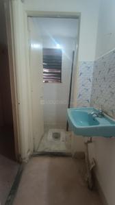 Bathroom Image of 850 Sq.ft 2 BHK Apartment / Flat for rent in Runwal Park, Gultekdi Pune for Rs. 25000