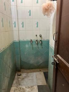 Bathroom Image of 600 Sq.ft 1 BHK Independent House for rent in Alpha II Greater Noida for Rs. 15000