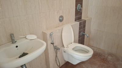 Image of 1325 Sq.ft 2 BHK Apartment / Flat for rent in Pacifica Reflections, Vaishno Devi Circle, Ahmedabad for Rs. 22500