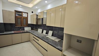 Kitchen Image of 2200 Sq.ft 3 BHK Builder Floor for rent in Sector 122 Noida for Rs. 48000