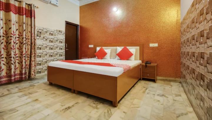Bedroom Image of PG/ROOMS AVAILABLE NEAR RLY STATION  in Daria, Chandigarh