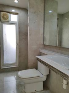 Common Bathroom Image of 2200 Sq.ft 4 BHK Apartment / Flat for sale in Lake Enclave, Hiranandani Estate Thane for Rs. 75000000