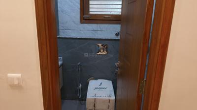 Image of 1550 Sq.ft 3 BHK Builder Floor for sale in Paschim Vihar, New Delhi for Rs. 27500000