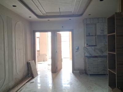 Living Room Image of 1000 Sq.ft 2 BHK Apartment / Flat for sale in Avenue 1 by Investwell Homes	, Sector 73 Noida for Rs. 3550000