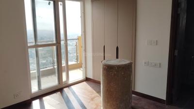 Bedroom Image of 1525 Sq.ft 3 BHK Apartment / Flat for sale in Express One, Vasundhara Ghaziabad for Rs. 25500000
