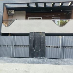 Image of 3240 Sq.ft 3 BHK Builder Floor for sale in Janakpuri, New Delhi for Rs. 36000000