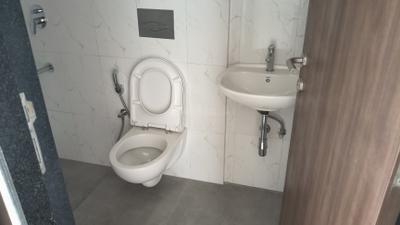 Image of 1040 Sq.ft 2 BHK Apartment / Flat for sale in Lodha Amara Tower 24 And 25, Thane West, Thane for Rs. 13600000