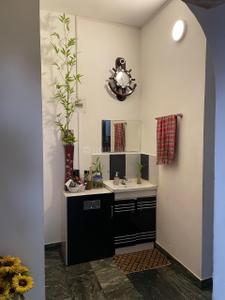 Hall Image of 2000 Sq.ft 9 BHK Independent House for sale in Areekkad Kozhikode for Rs. 13000000