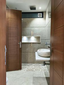 Common Bathroom Image of 3600 Sq.ft 4 BHK Builder Floor for sale in Paramount Luxury Floors Sushant Lok 3 B Block, Sector 57 Gurgaon for Rs. 42000000