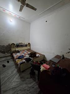 Bedroom Image of PG Available including homely meals. in Kamla Nagar, Agra