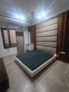 Bedroom Image of 900 Sq.ft 2 BHK Builder Floor for rent in Rajouri Garden New Delhi for Rs. 34900