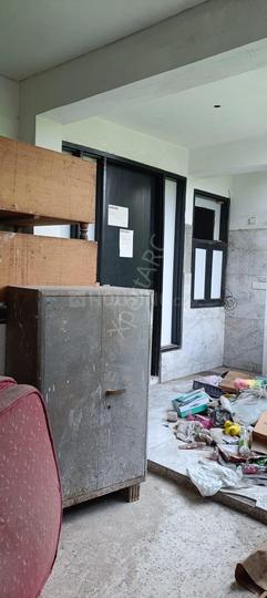 Block 17, Tilak Nagar Main Image 1