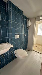 Bathroom Image of 800 Sq.ft 2 BHK Apartment / Flat for sale in Lodha Amara, Kolshet Thane for Rs. 11200000