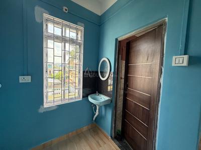 Bedroom Image of 1100 Sq.ft 2 BHK Builder Floor for rent in Beltola Guwahati for Rs. 14000
