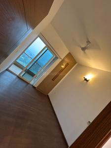 Bedroom Image of 1305 Sq.ft 2 BHK Apartment / Flat for rent in Supertech Supernova, Sector 94 Noida for Rs. 48000