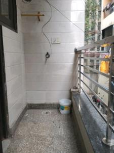 Kitchen Image of 450 Sq.ft 1 BHK Builder Floor for rent in Shalimar Bagh New Delhi for Rs. 15000