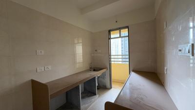 Kitchen Image of 950 Sq.ft 2 BHK Apartment / Flat for sale in Sheth Montana, Mulund West Mumbai for Rs. 17500000