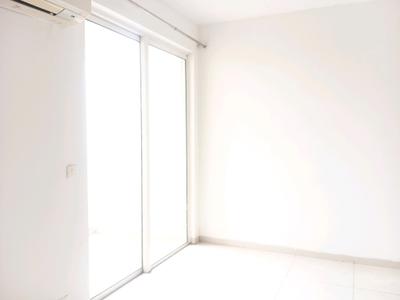 Living Room Image of 2600 Sq.ft 4 BHK Apartment / Flat for sale in Experion The Heartsong, Sector 108 Gurgaon for Rs. 28000000