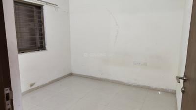 Bedroom Image of 950 Sq.ft 2 BHK Apartment / Flat for rent in Skyi Songbirds , Bhugaon Pune for Rs. 25000