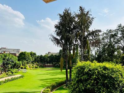 Image of 108900 Sq.ft 6 BHK Farm House for sale in Dera Mandi, New Delhi for Rs. 510000000