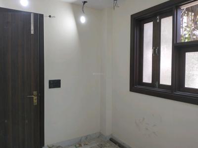 Bedroom Image of 1017 Sq.ft 3 BHK Builder Floor for sale in Laxmi Nagar New Delhi for Rs. 8500000