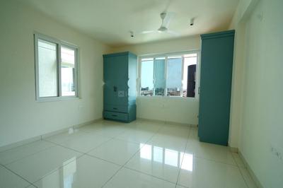 3.5 BHK Flat