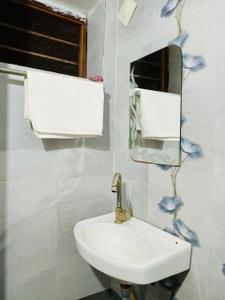 Image of 3000 Sq.ft 3 BHK Apartment / Flat for rent in Gyanesh Royal Lotus, Sector 9, Udaipur for Rs. 25000